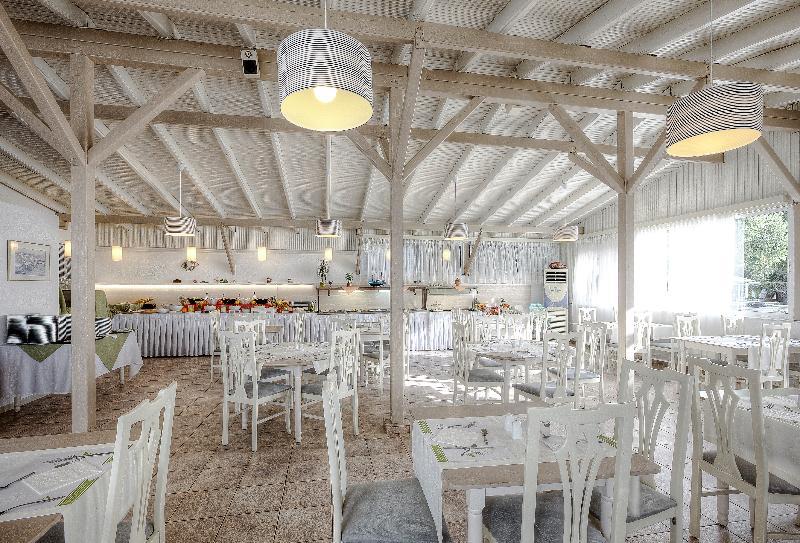 Acrotel Lilyann Boutique Hotel Элия Экстерьер фото